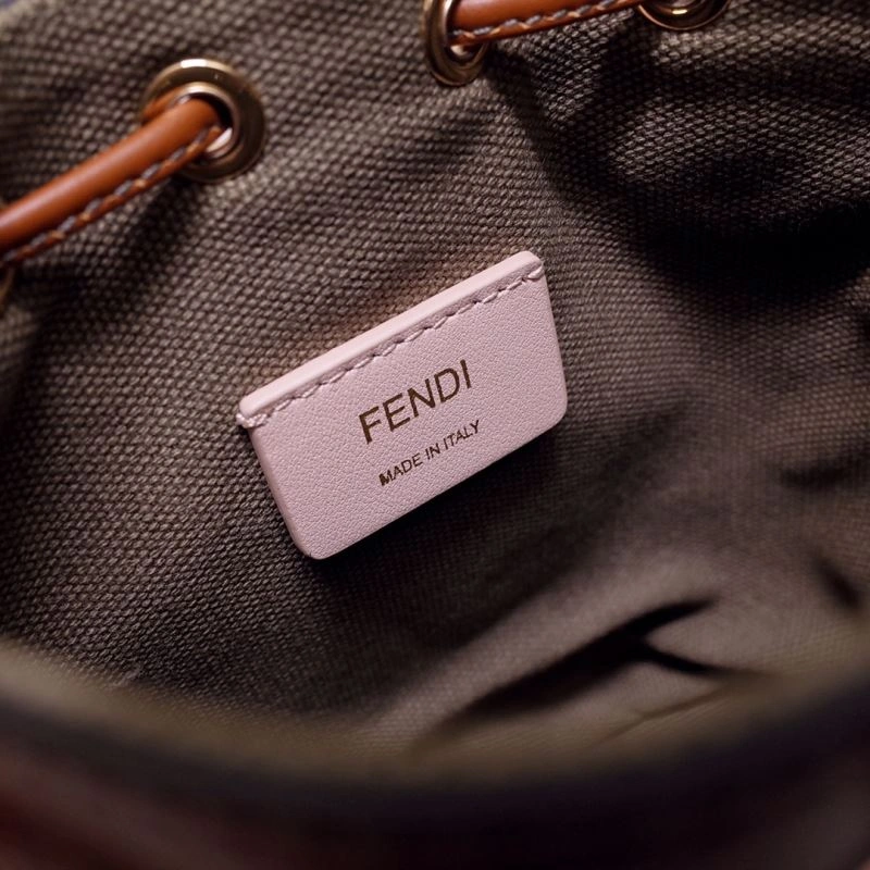 Fendi Bucket Bags DailyWear 59404