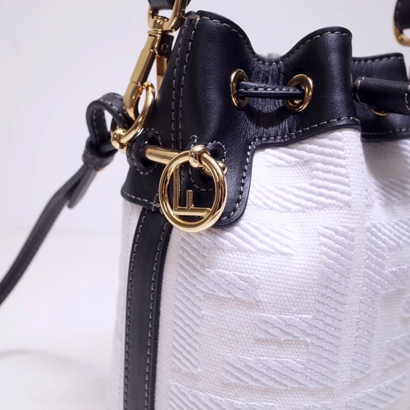 Chic Fendi Bucket Bags 59397