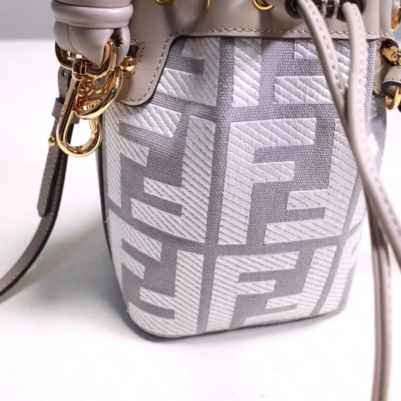 Thermal Fendi Bucket Bags 59402