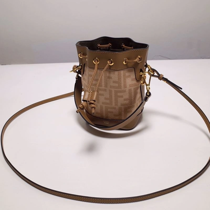 Fendi Bucket Bags Neat 59388