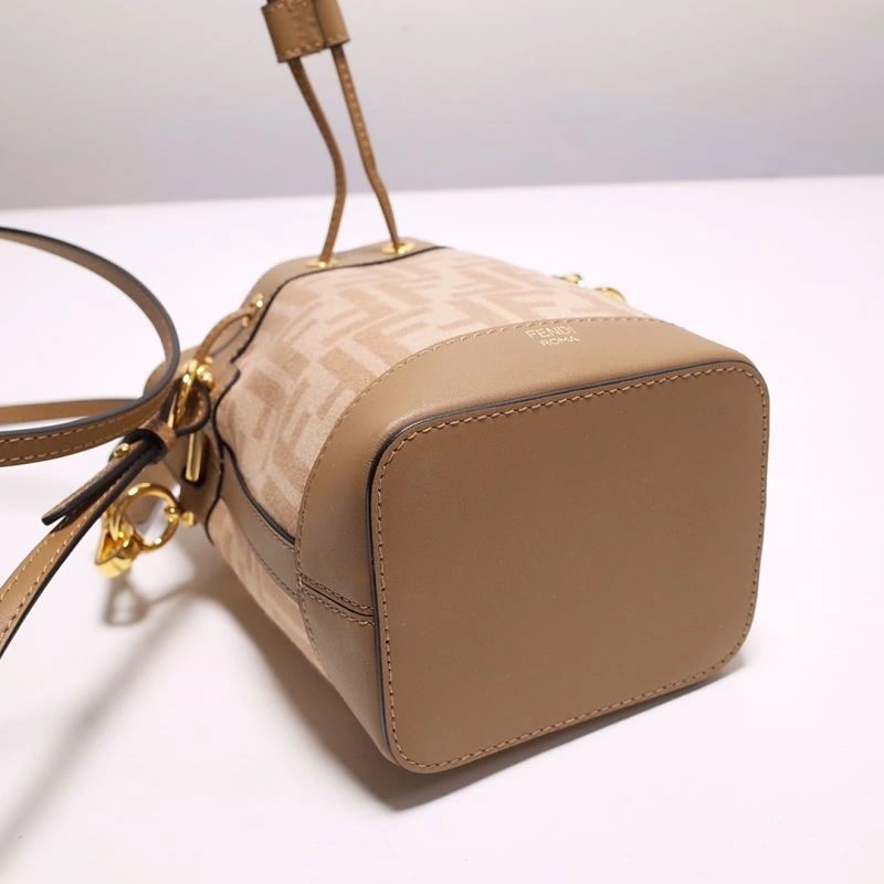 Fendi Bucket Bags Neat 59388