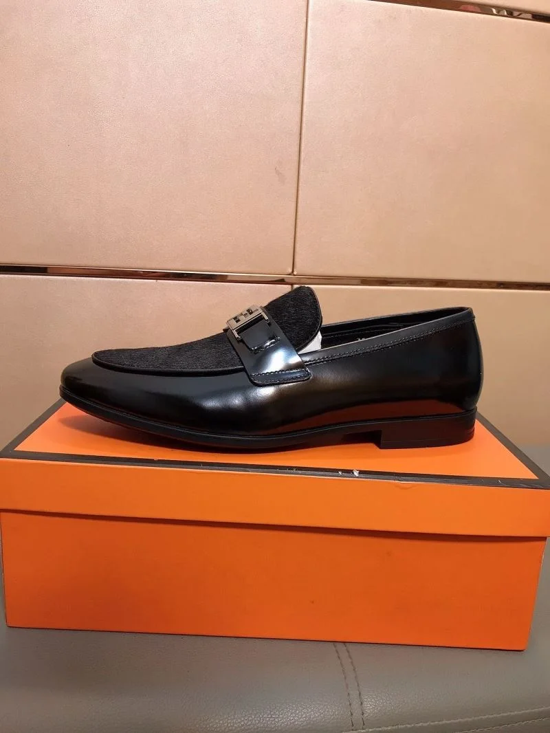 Fendi Business Shoes Unisex 23749