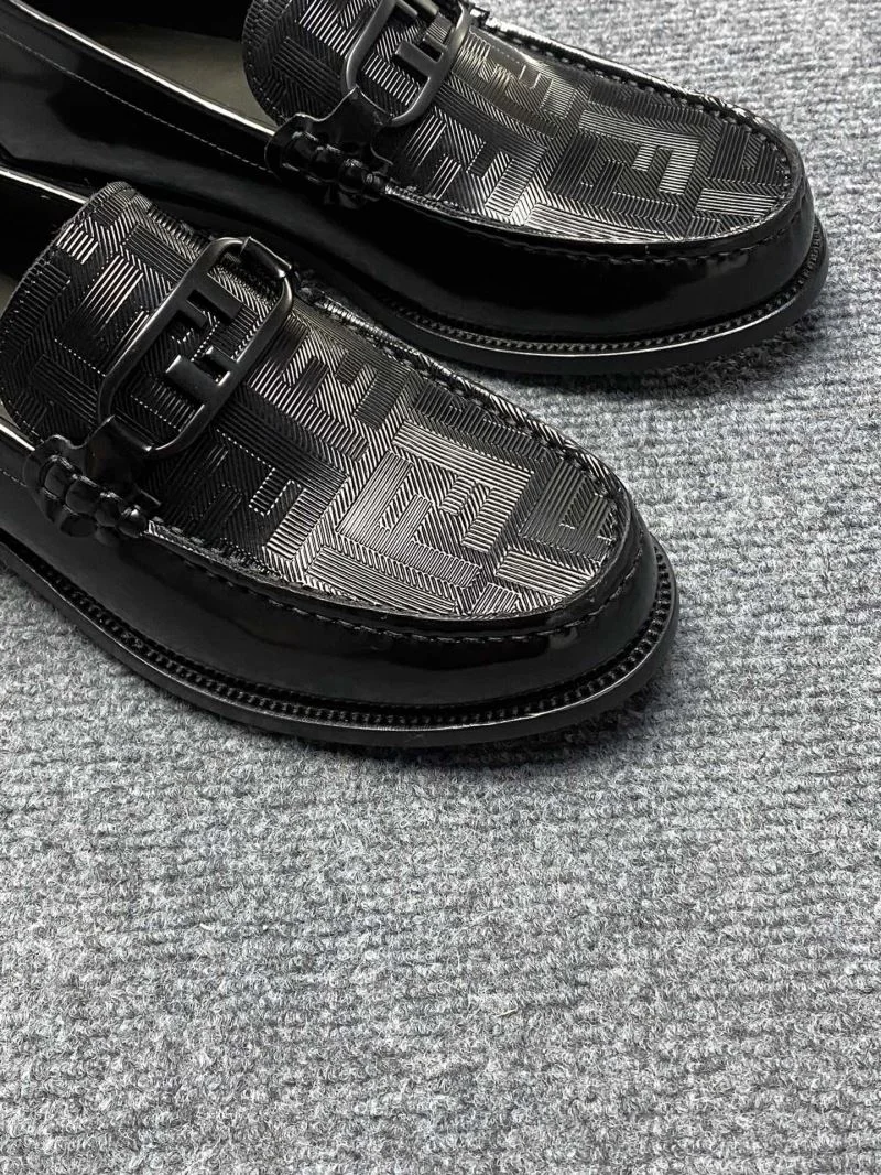 Fendi Business Shoes Sophisticated 23722