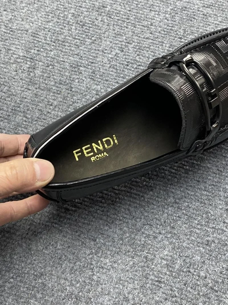 Fendi Business Shoes Sophisticated 23722