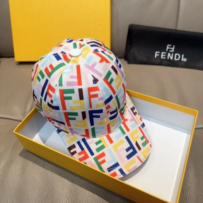 Fendi Caps Trendsetting 261435