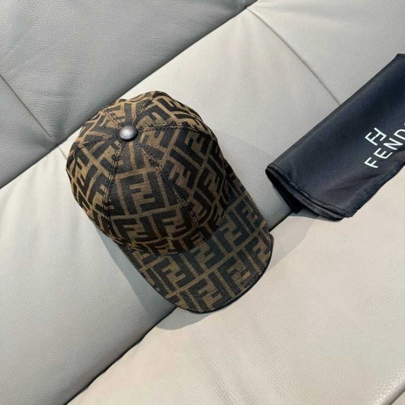 Fendi Caps Versatile 261412