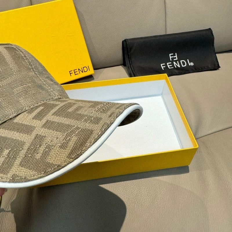 Fendi Caps Attractive 261408