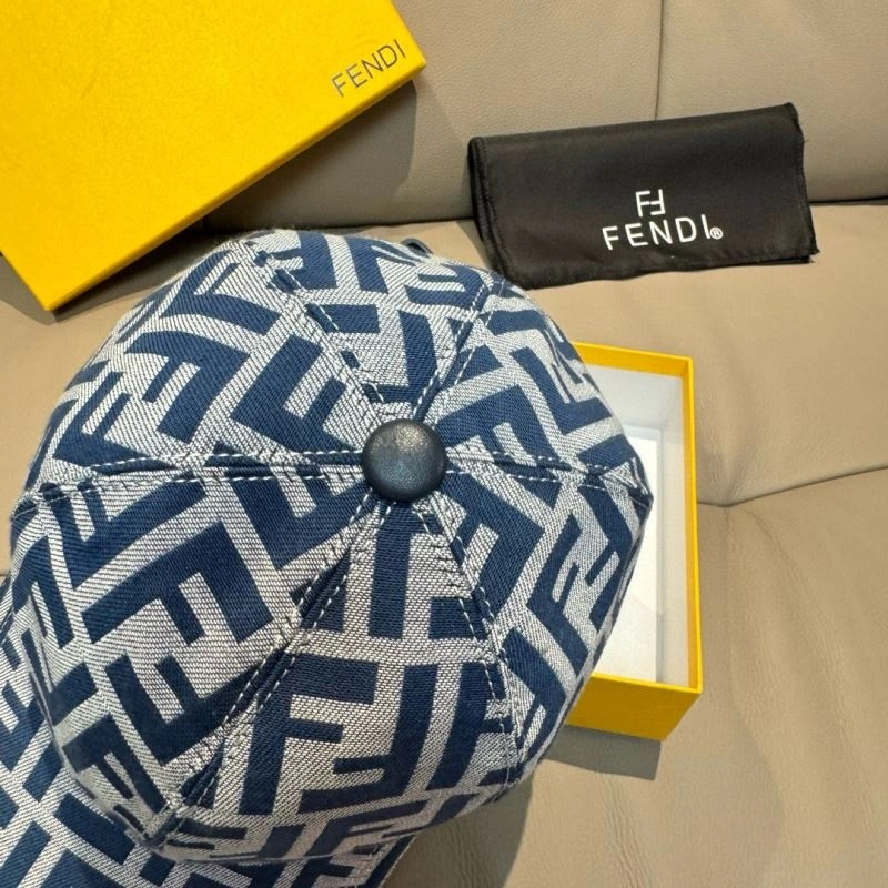 Fendi Caps Chic 261432