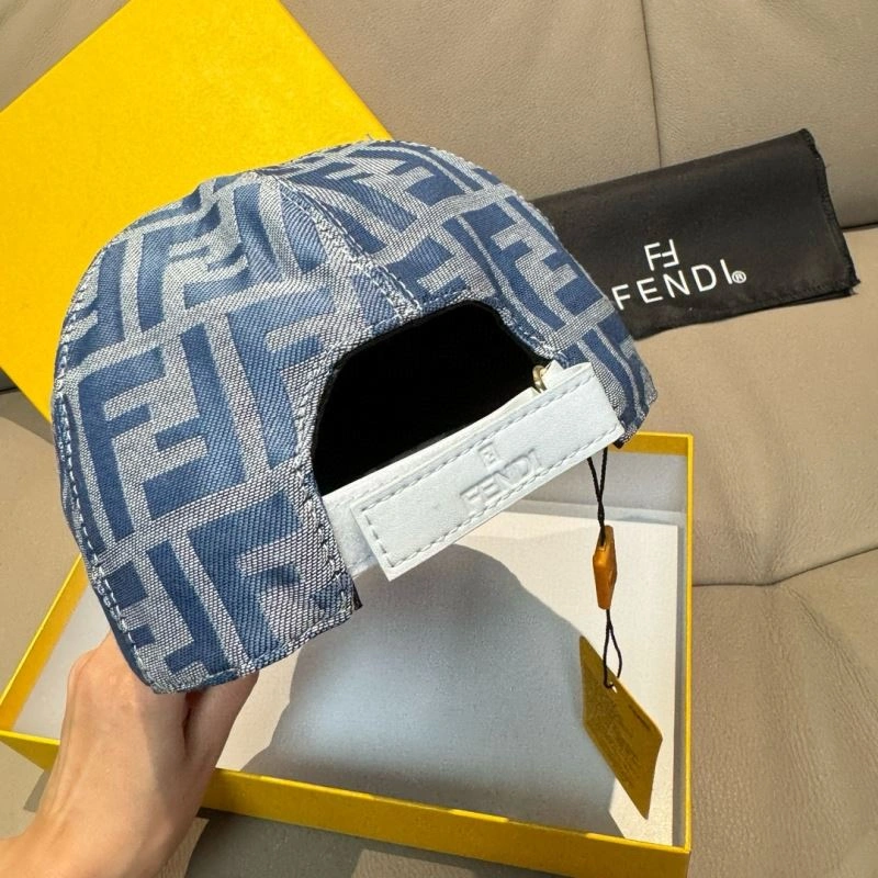Fendi Caps Comfortable 261429