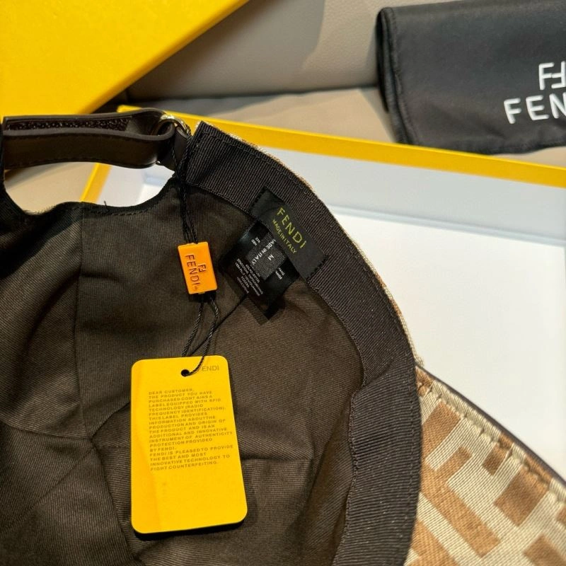 Fendi Caps ComfortFit 261407