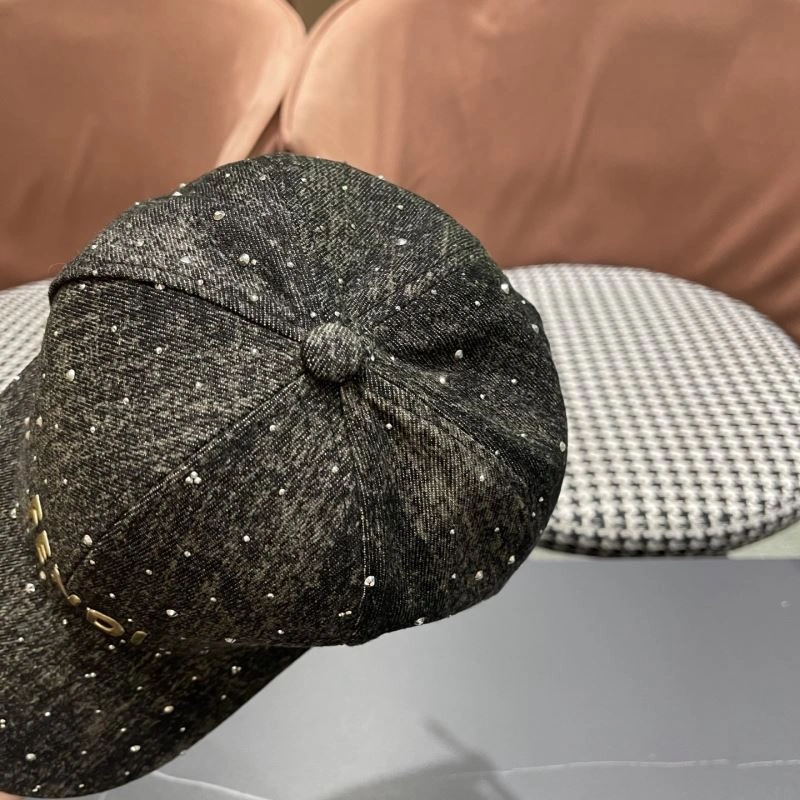 Fendi Caps Youthful 258978