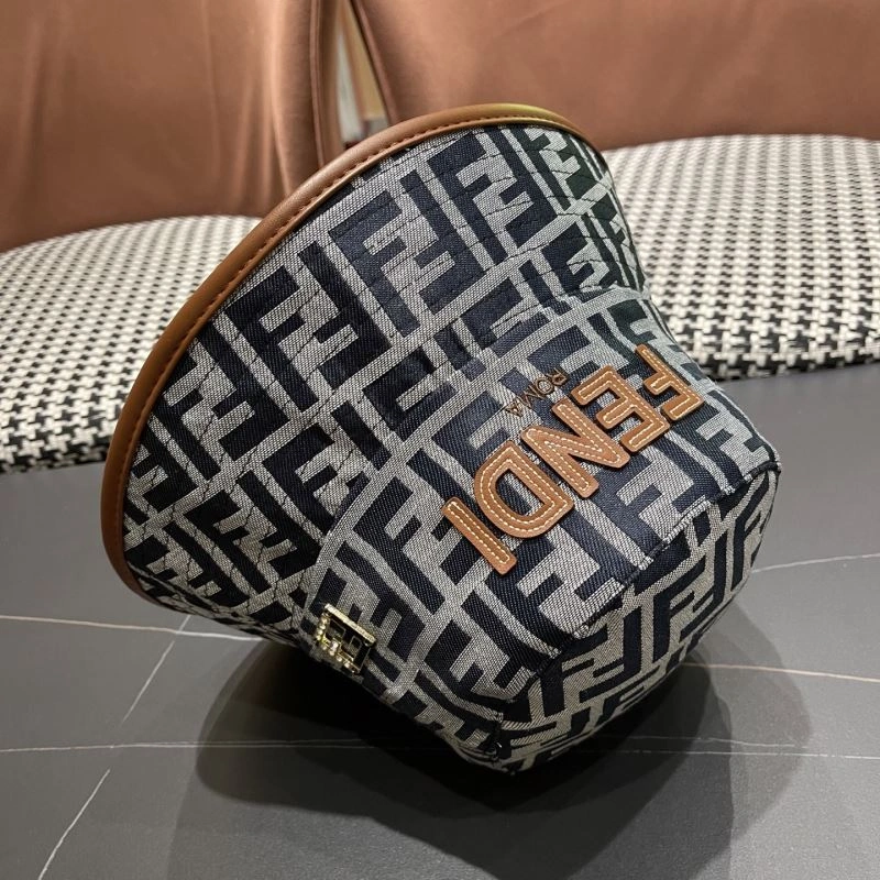 Casual Fendi Caps 258971