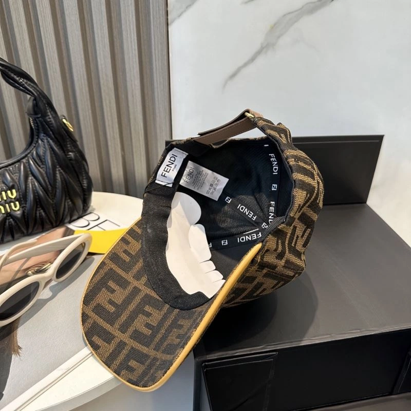 Fendi Caps Compact 258954