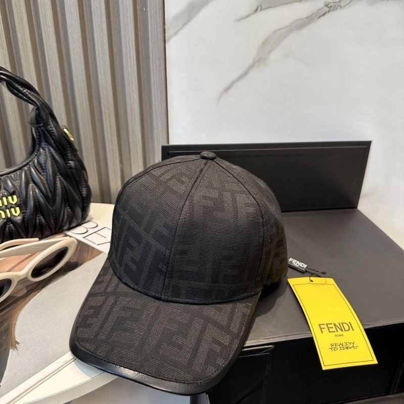 Fendi Caps Versatile 258951