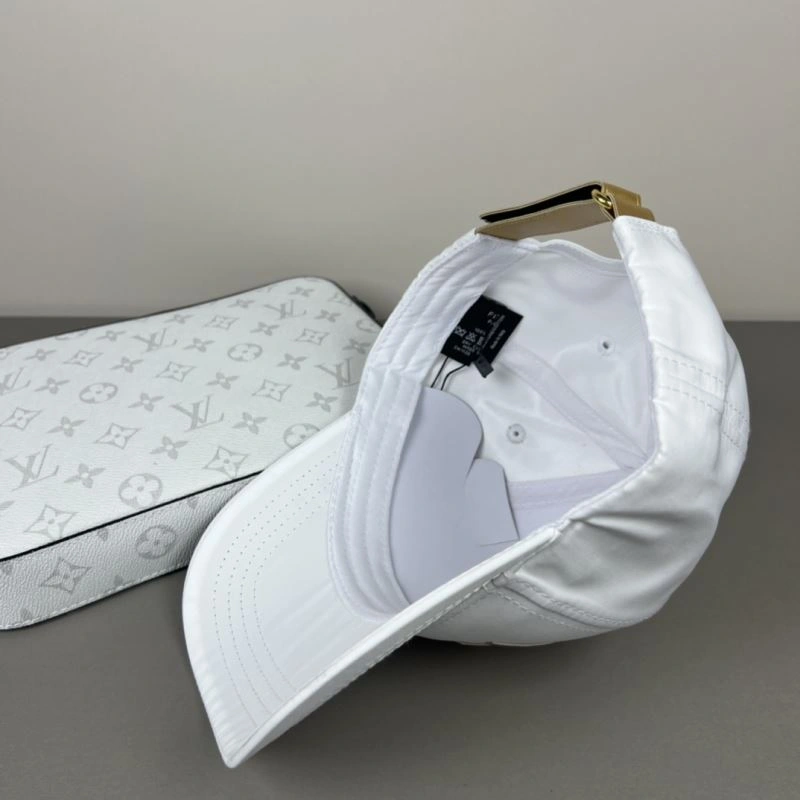 TimelessDesign Fendi Caps 258947