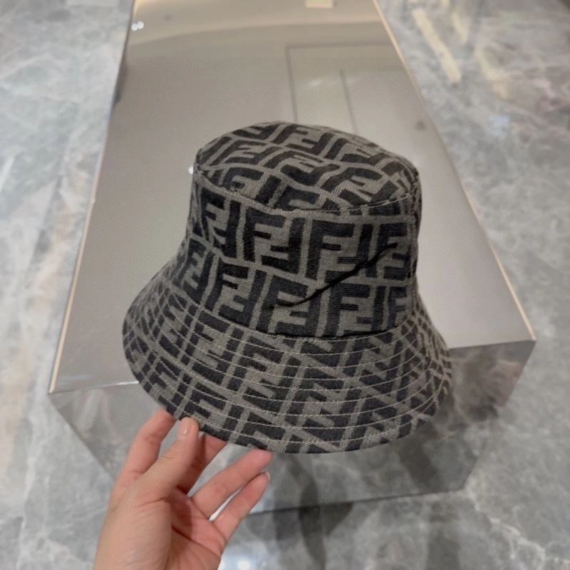 Colorful Fendi Caps 258958