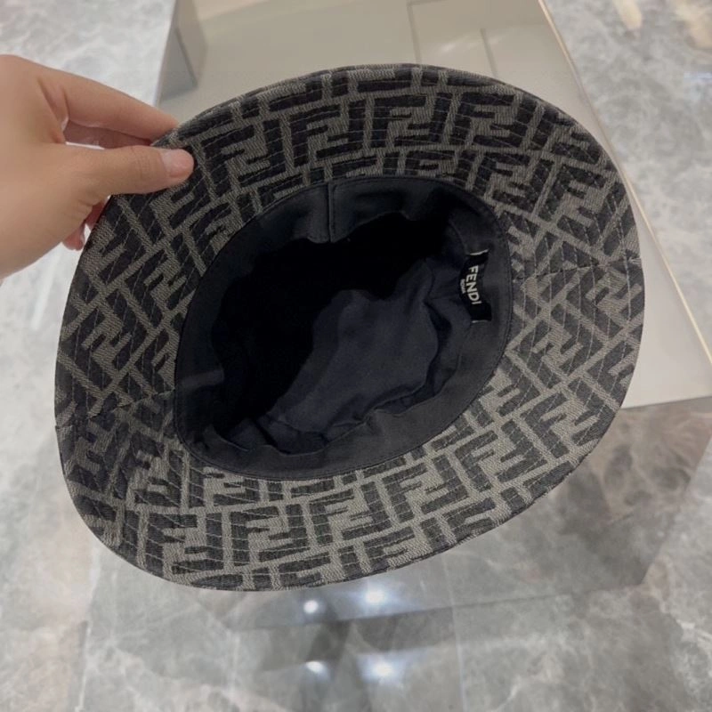 Colorful Fendi Caps 258958