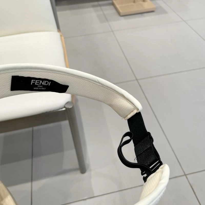 ModernLook Fendi Caps 258913