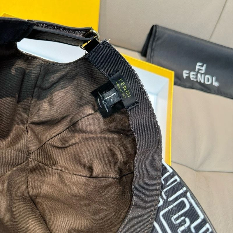 Modern Fendi Caps 258929