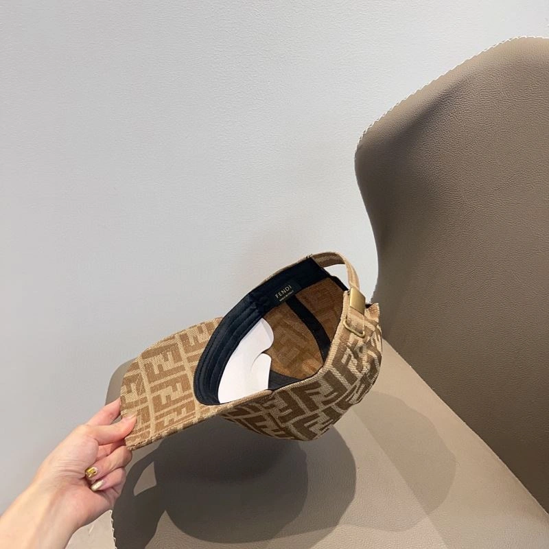 Fendi Caps Sporty 258918