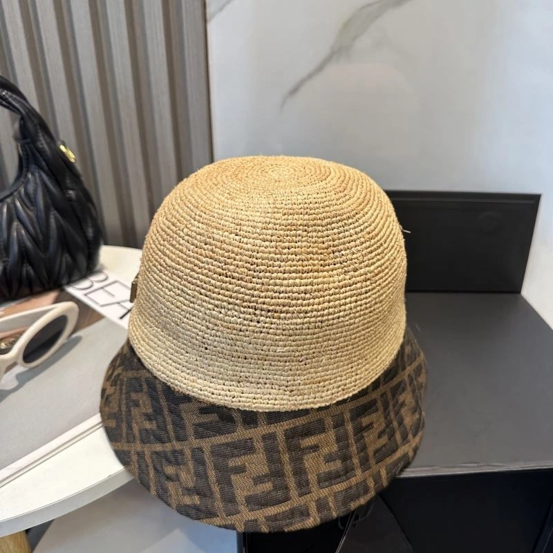 Fendi Caps Versatile 258923