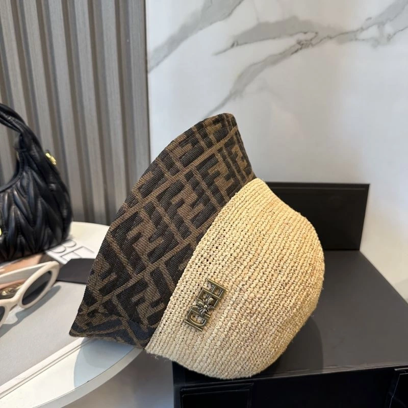 Fendi Caps Versatile 258923