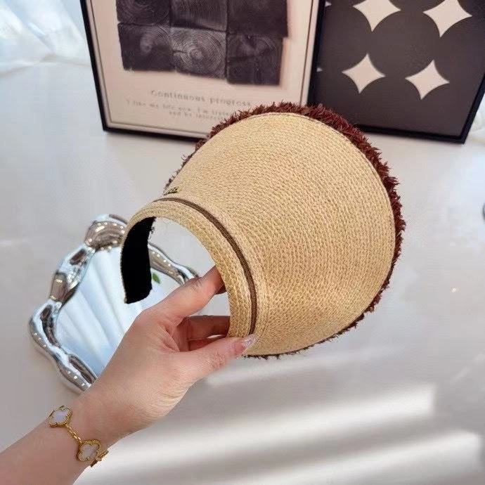 Fendi Caps Cozy 262106