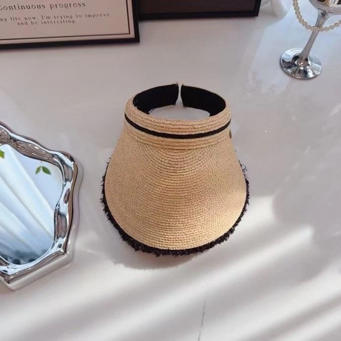 Fendi Caps Cozy 262106