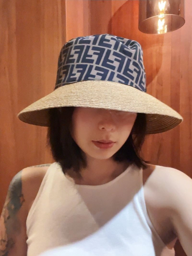 Fendi Caps WeatherProof 262091