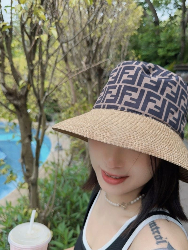 Fendi Caps WeatherProof 262091