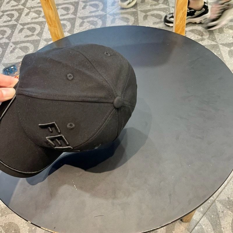 Fendi Caps Attractive 262081