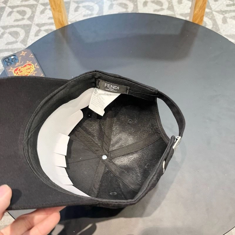 Fendi Caps Attractive 262081