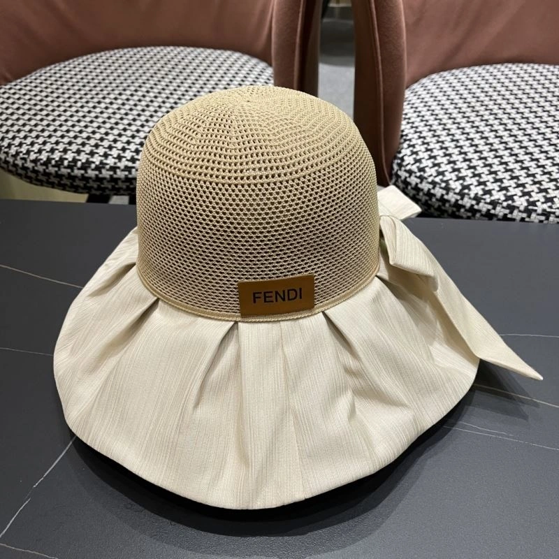 Fendi Caps Trendsetting 262100