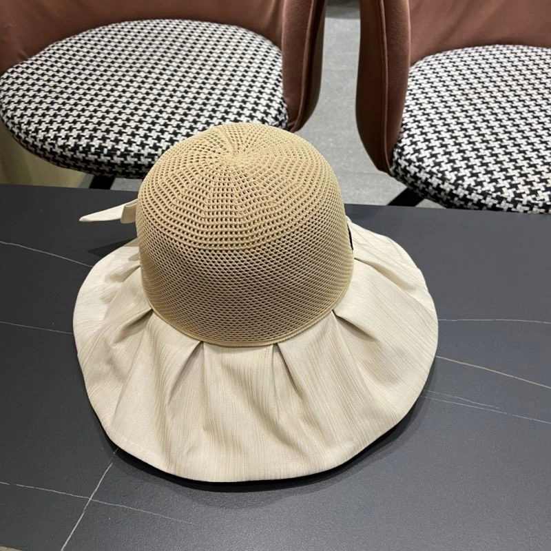 Fendi Caps Trendsetting 262100