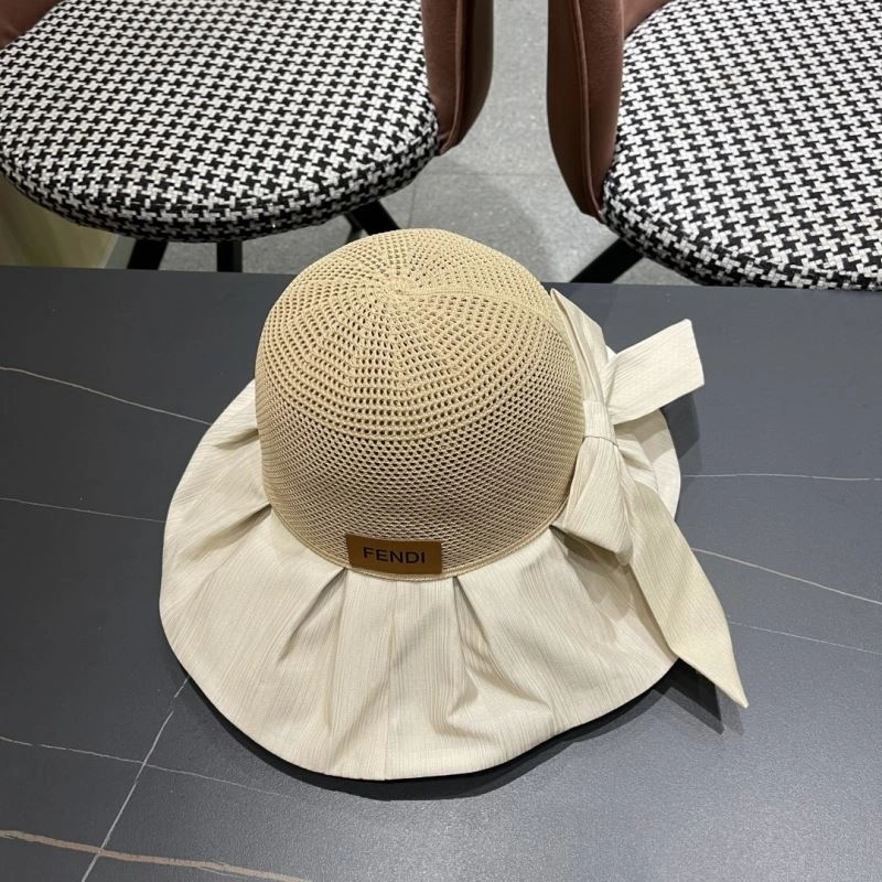 Fendi Caps Trendsetting 262100