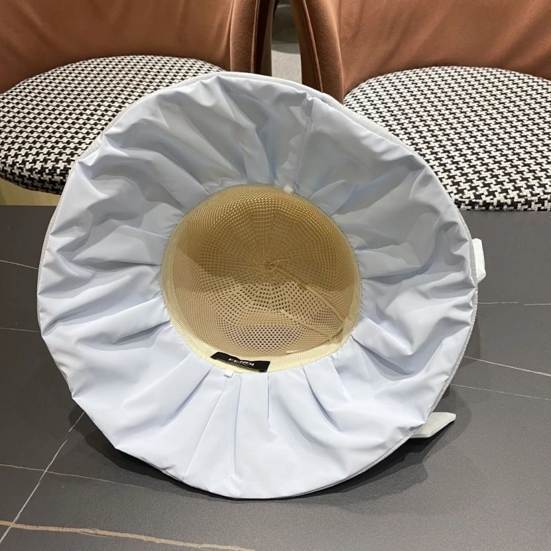 Fendi Caps Trendy 262077
