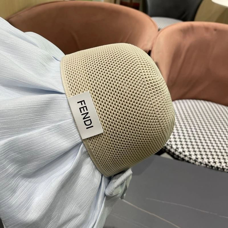 Fendi Caps Trendy 262077