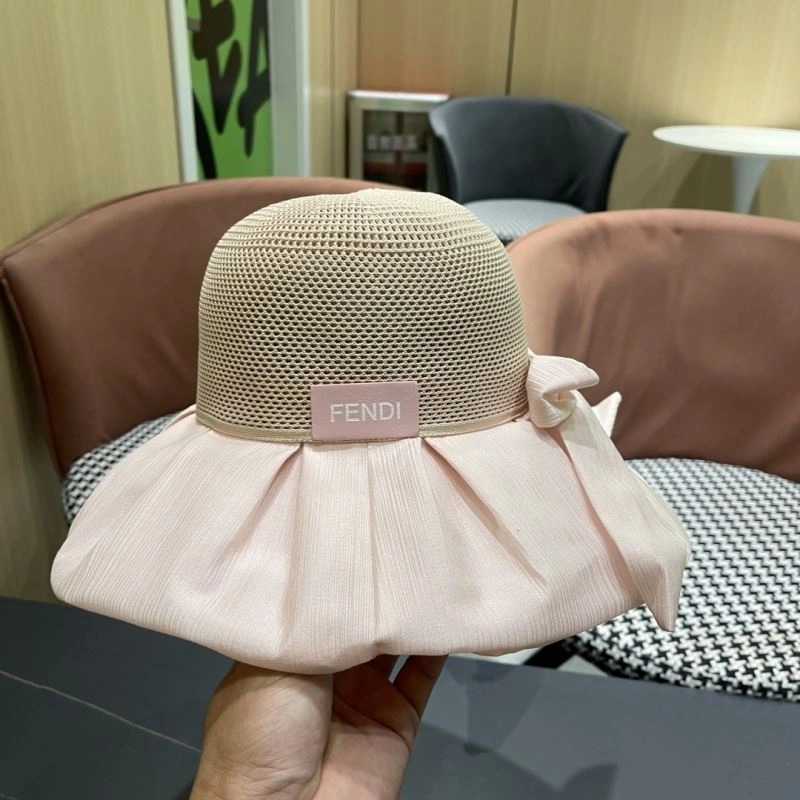 Fendi Caps Modern 262088