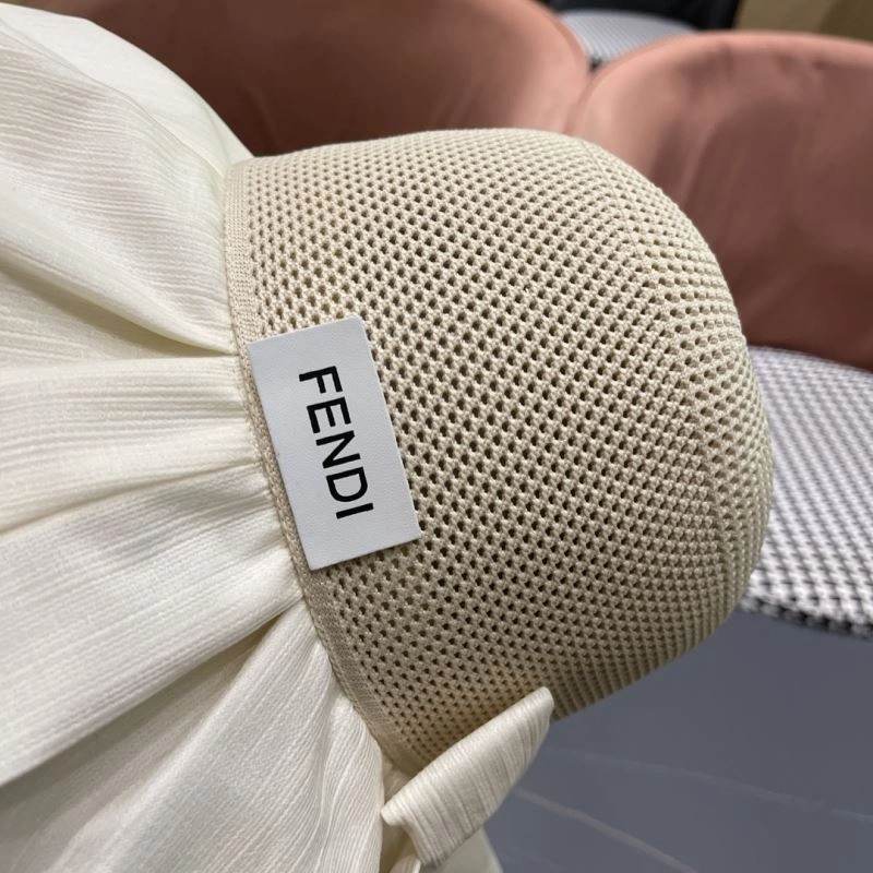 Fendi Caps Affordable 262103