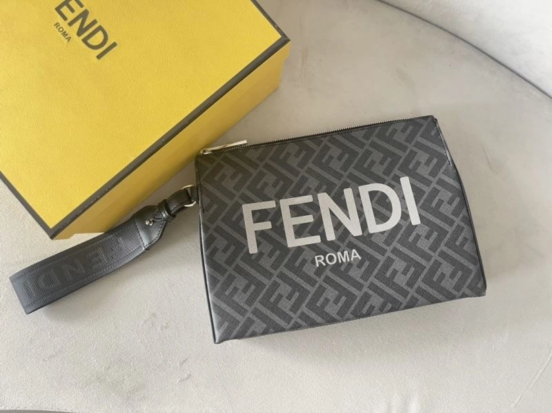 Snug Fendi Clutch Bags 72921