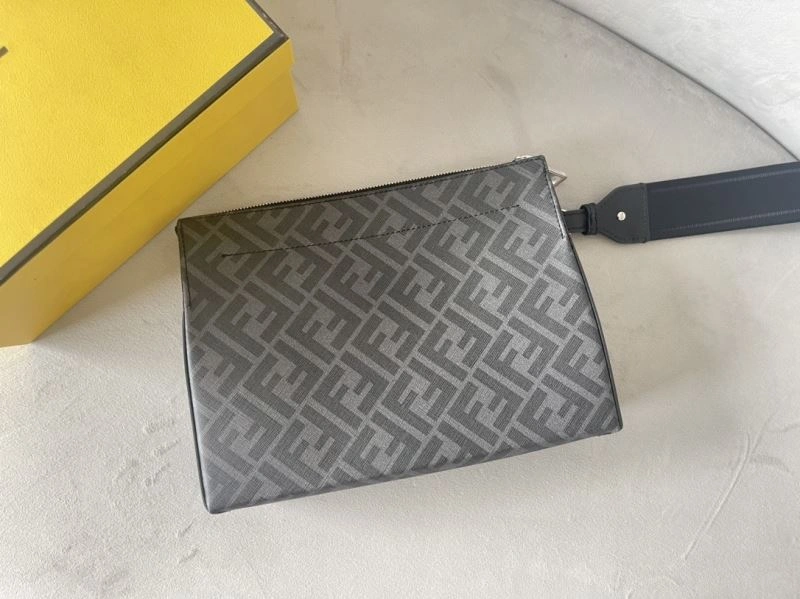 Snug Fendi Clutch Bags 72921