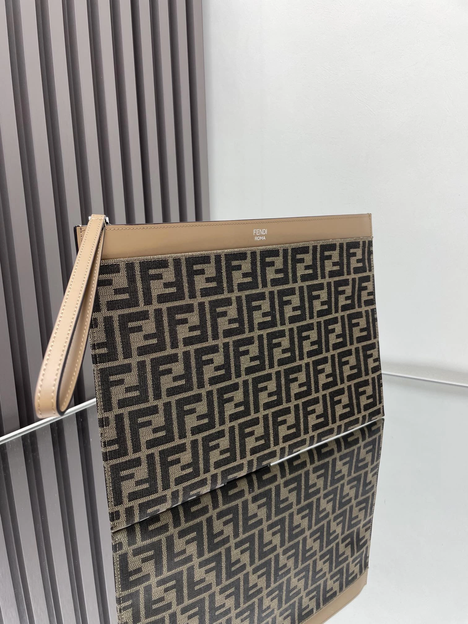 FreshLook Fendi Clutch Bags 69892