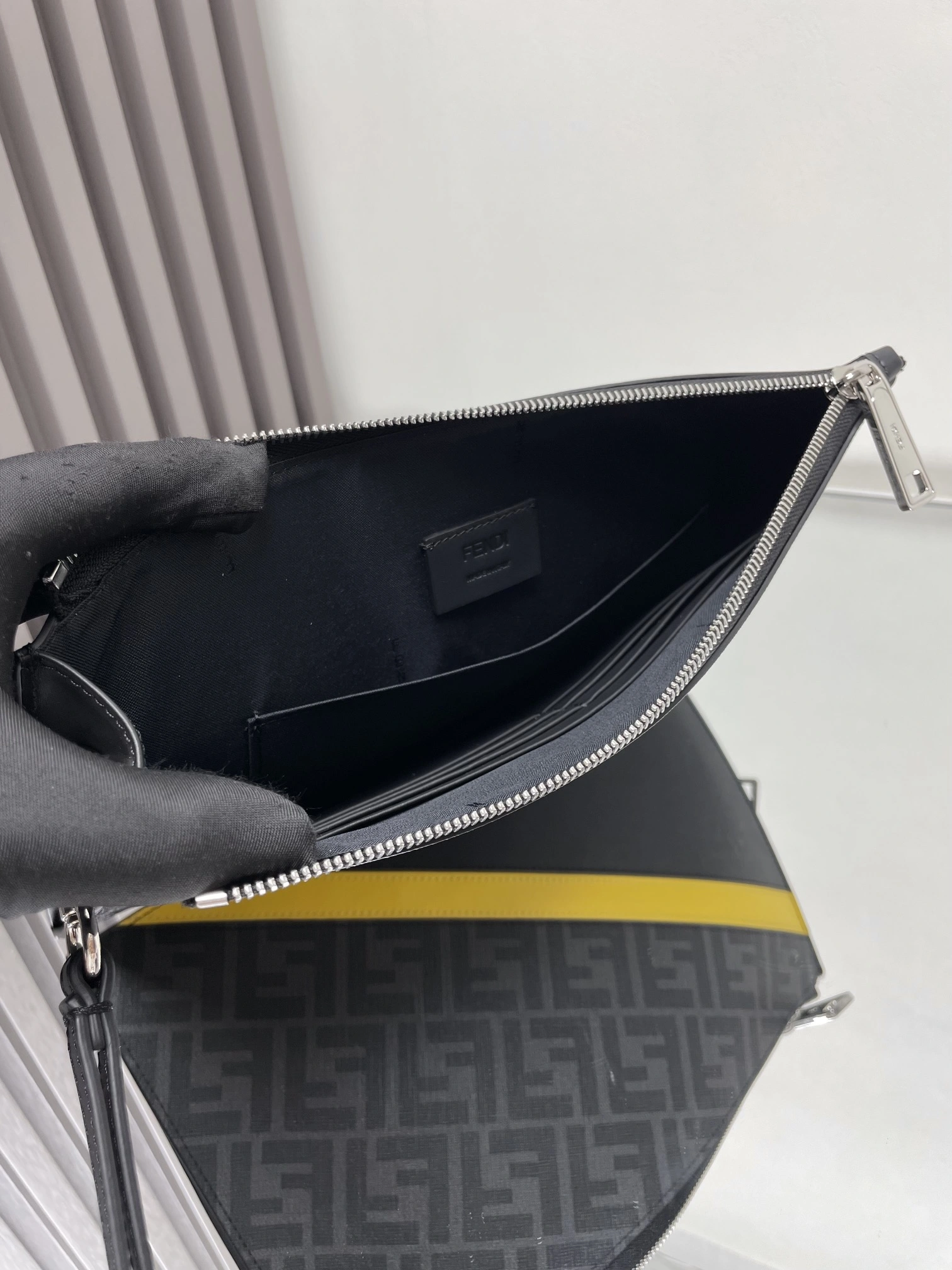 Fendi Clutch Bags RelaxedFit 69901