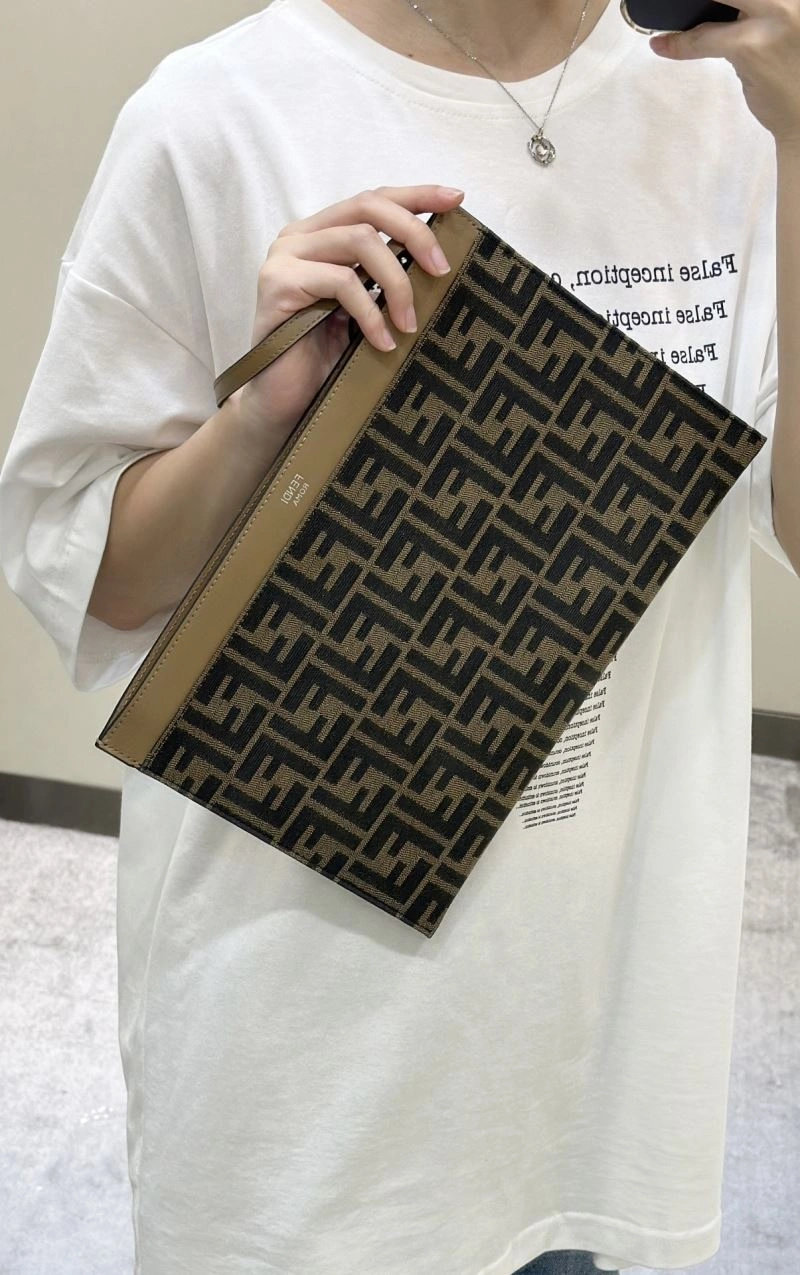 SoftTouch Fendi Clutch Bags 57945