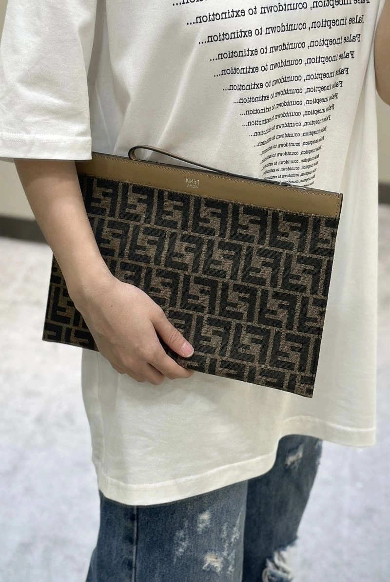 SoftTouch Fendi Clutch Bags 57945