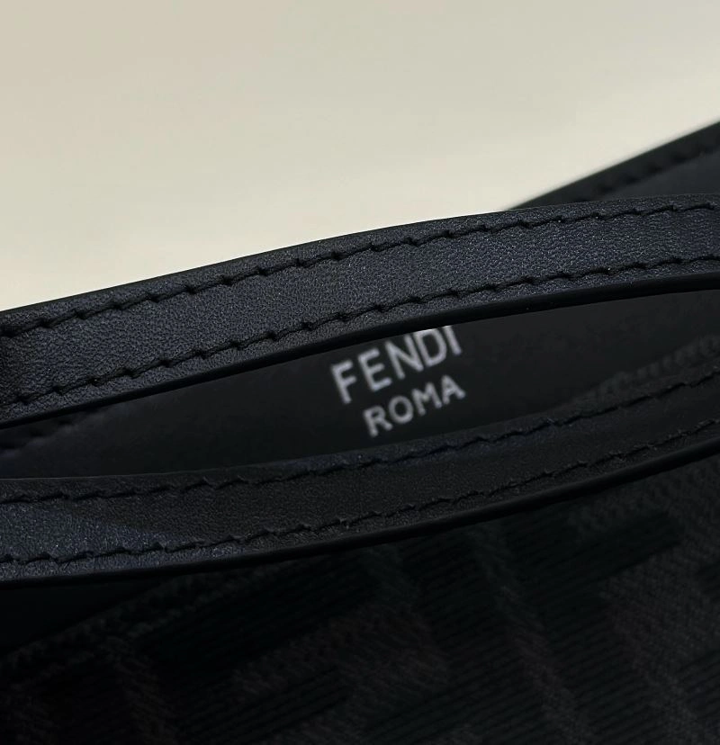 Fendi Clutch Bags Attractive 57946
