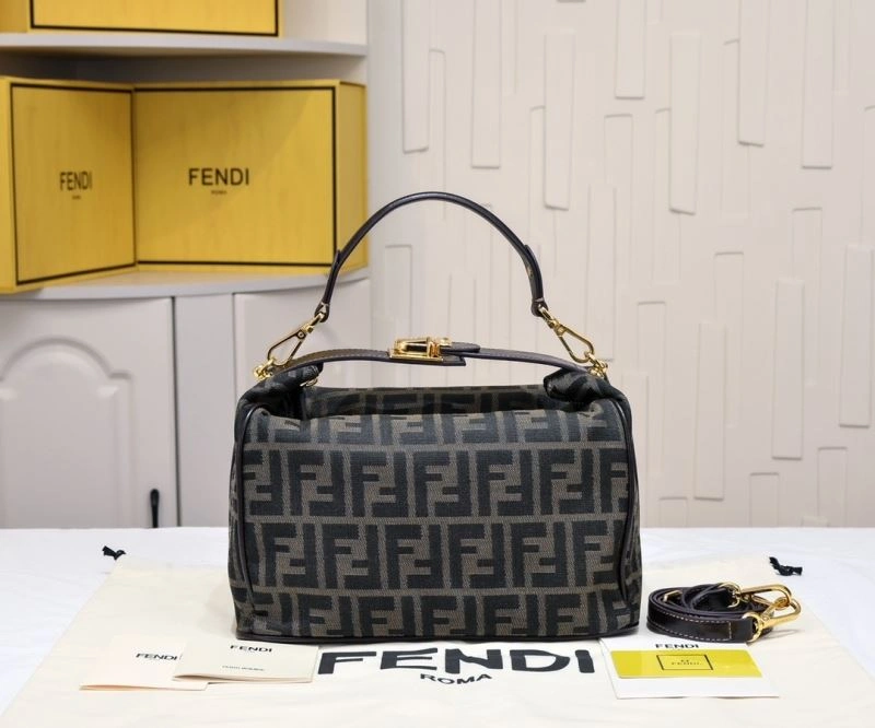 Fendi Cosmetic Bags Compact 85399