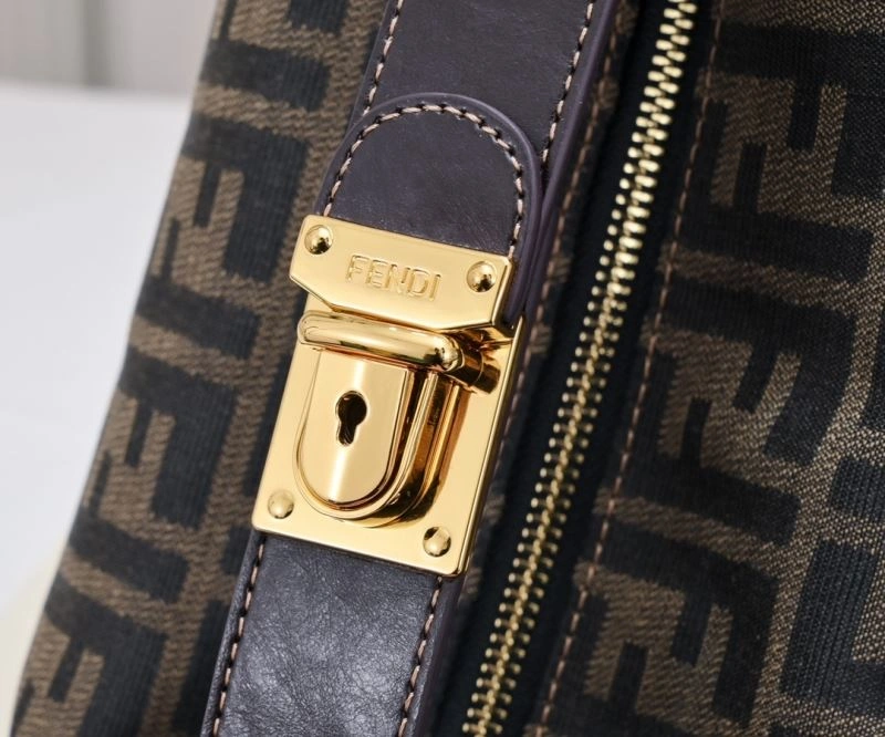 Fendi Cosmetic Bags Compact 85399