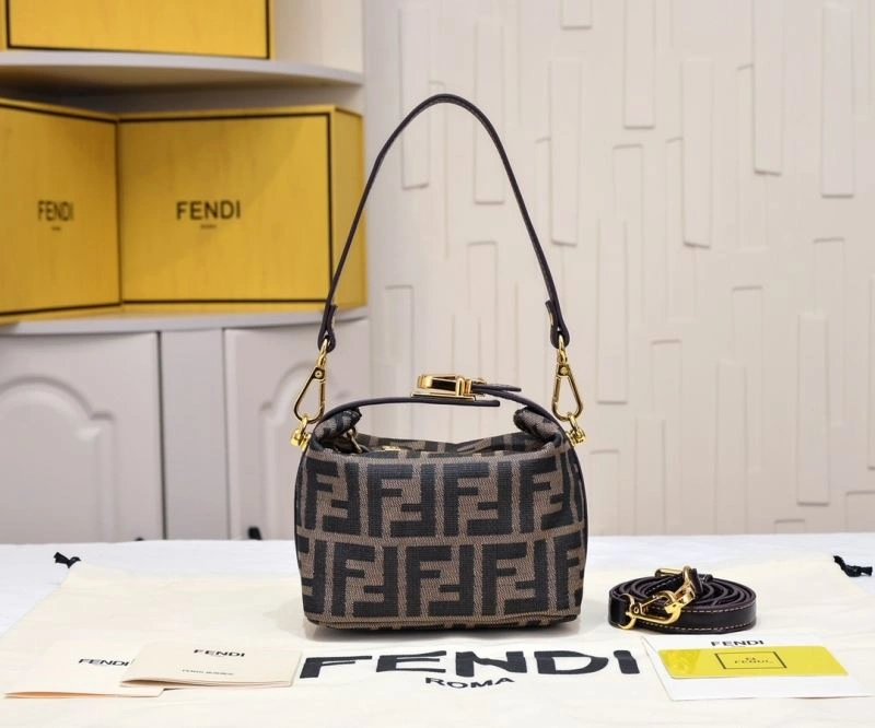 Fendi Cosmetic Bags Breathable 85350