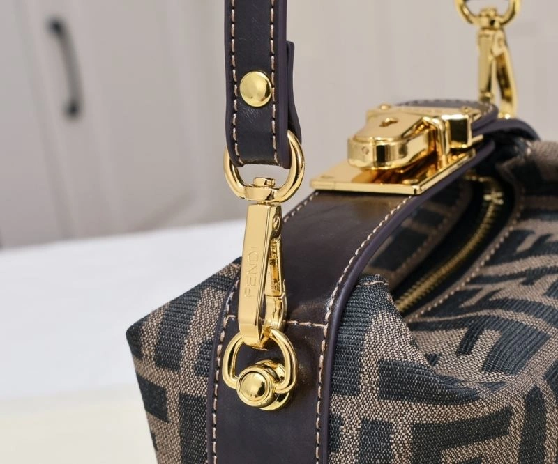 Fendi Cosmetic Bags Breathable 85350